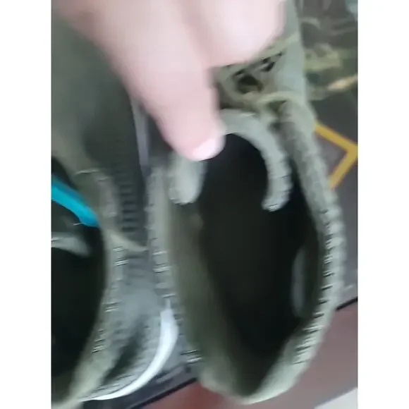 Air Jordan Mens Future Low Iguana Green Sz 15 Metallic Gold Basketball Shoe Nike - Picture 11 of 15